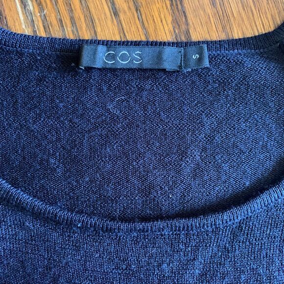 COS 100% Merino Wool Navy Blue Knit Long Sleeve Drop Waist Sweater Dress Sz S* - Picture 6 of 9